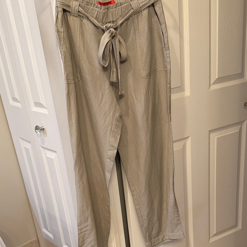 Women’s Gray Casual Pants